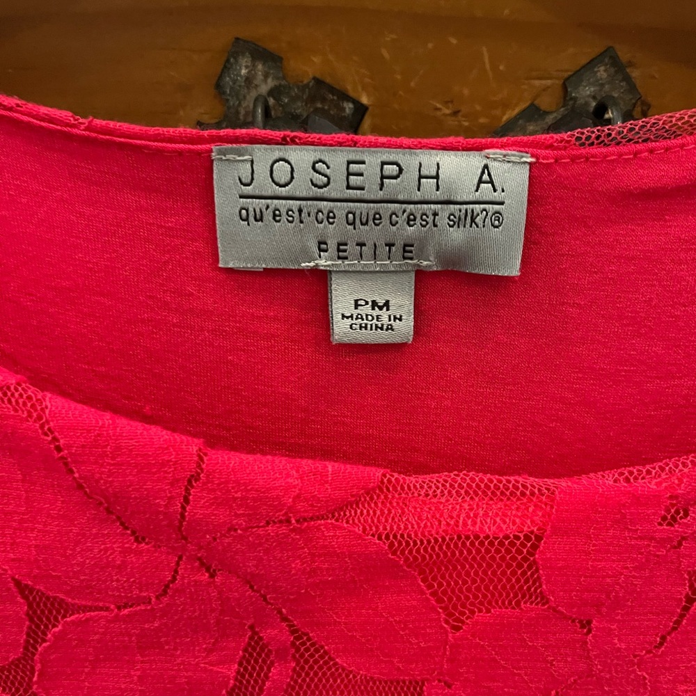 Joseph A Petite Pink Lace Top🩷🩷🩷 - Picture 2 of 8